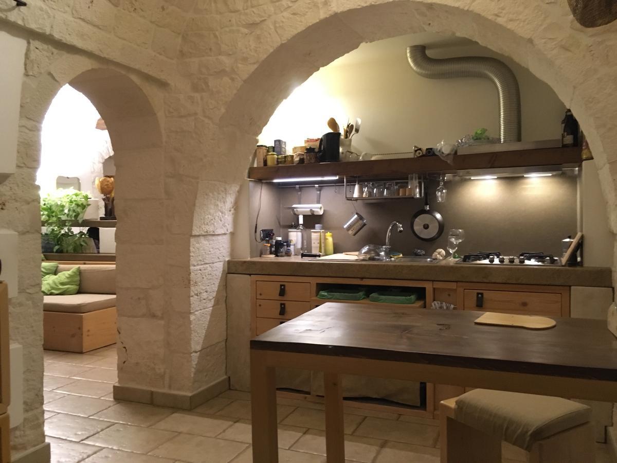 B&B Via Dei Trulli Cisternino Bagian luar foto
